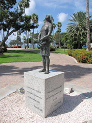Anne Frank Statue