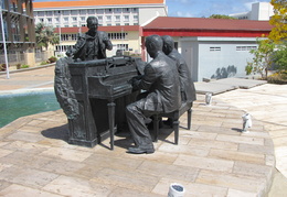 Plaza Padu Sculpture